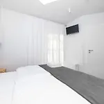 Bed and Breakfast Dobra Truskawka 3*