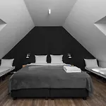 Dobra Truskawka Bed and Breakfast