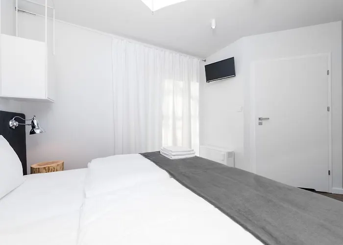 Bed & Breakfast Dobra Truskawka 3*